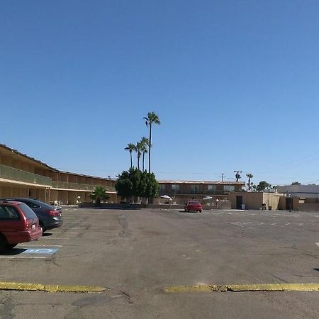 Royal Motor Inn Yuma Buitenkant foto
