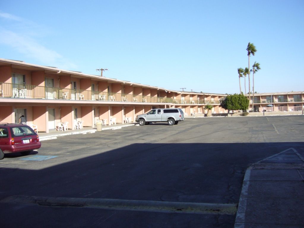 Royal Motor Inn Yuma Buitenkant foto