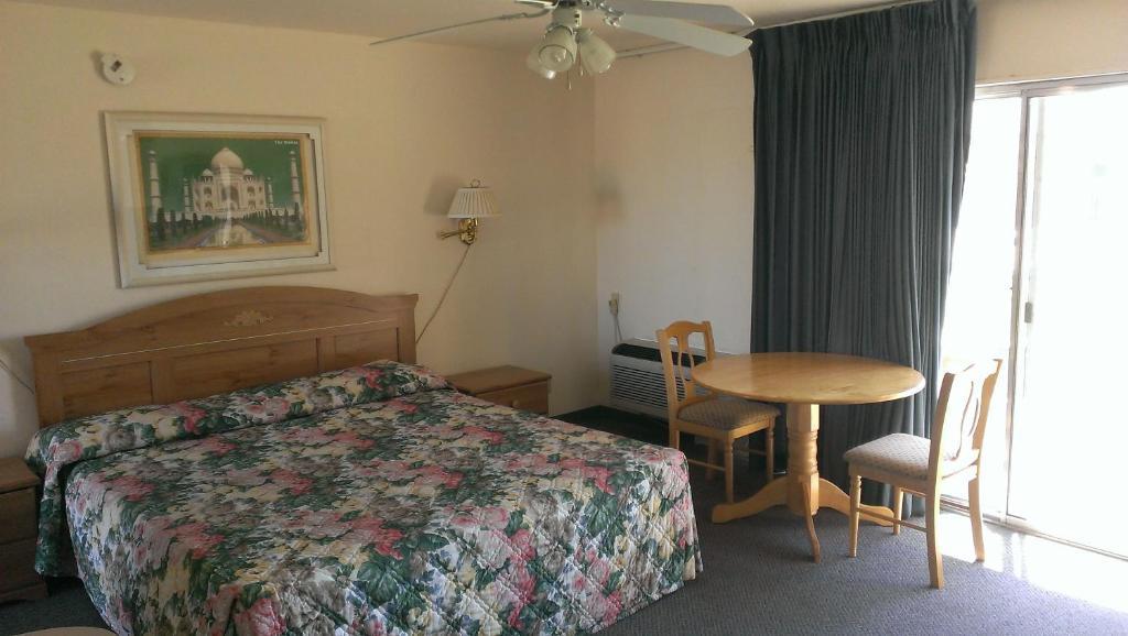 Royal Motor Inn Yuma Kamer foto