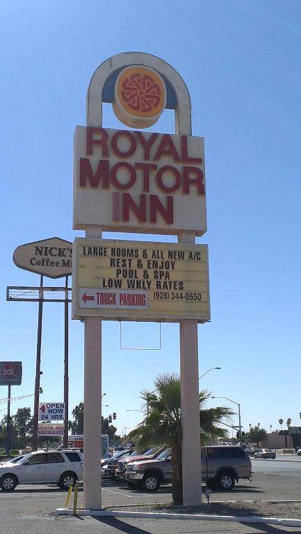 Royal Motor Inn Yuma Buitenkant foto