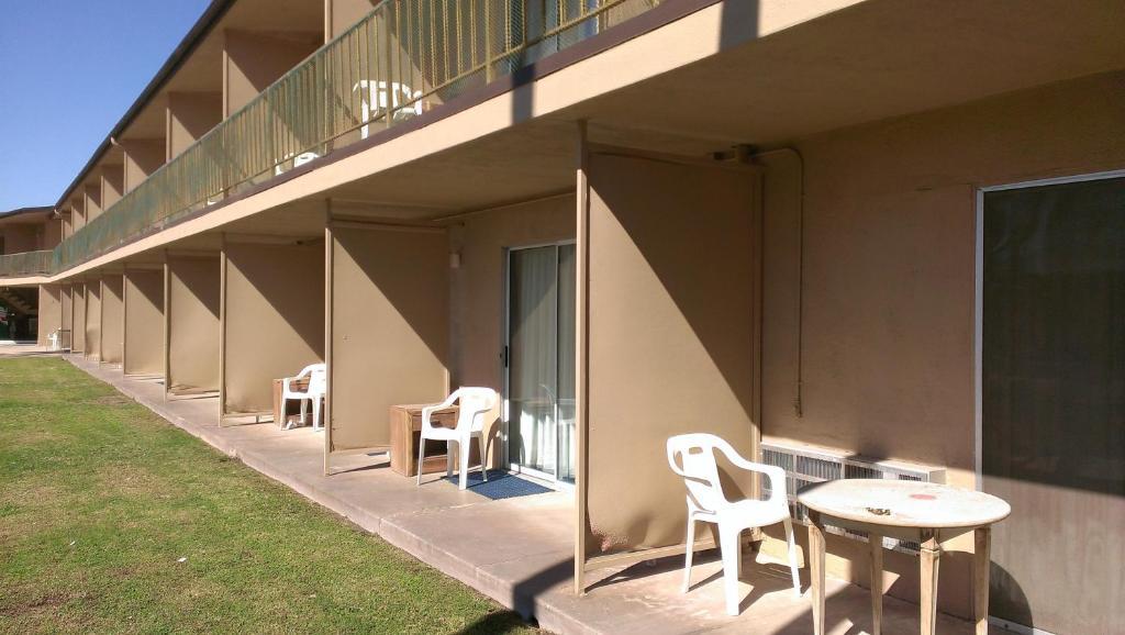 Royal Motor Inn Yuma Buitenkant foto